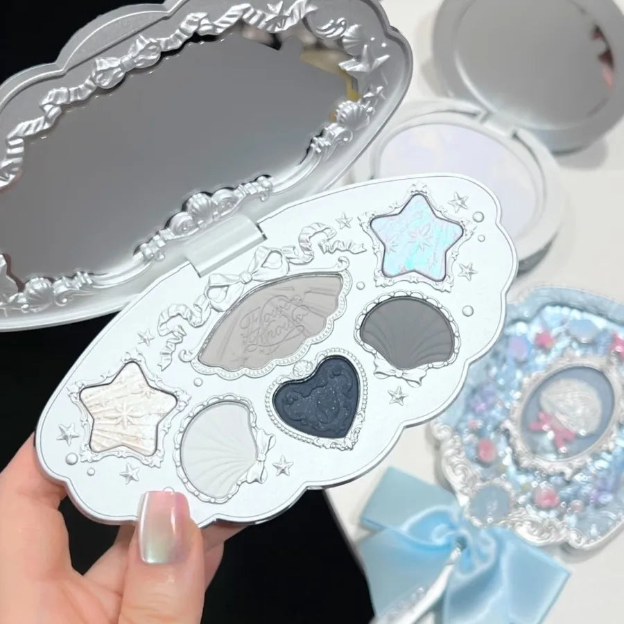 Flower knows Shell Pearl Collection Makeup Set