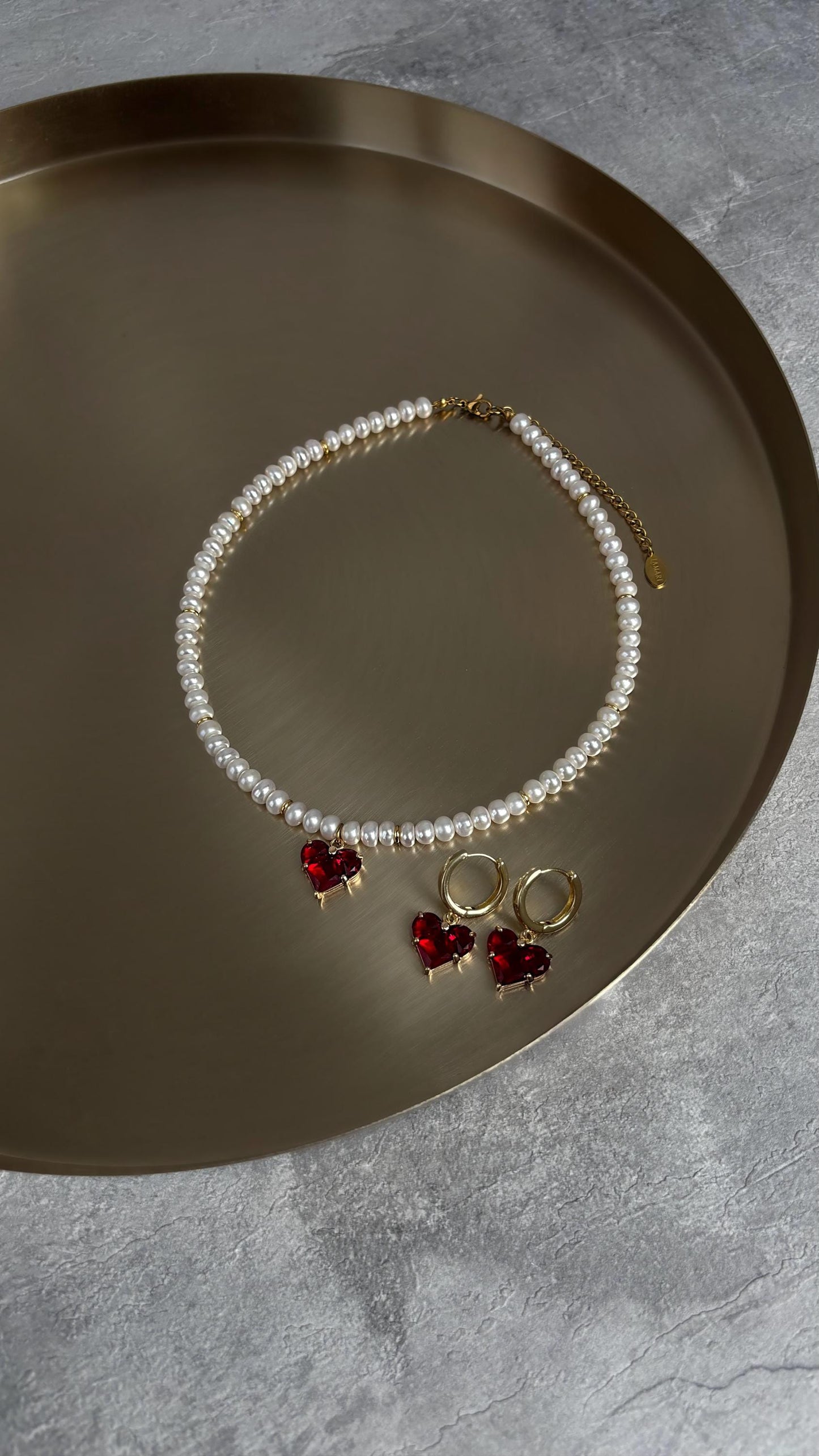 Red Heart Pendant Pearl Choker Necklace
